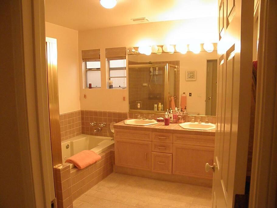 Villa 3 Bedrooms On Venice Beach Canal. Лос-Анджелес Экстерьер фото